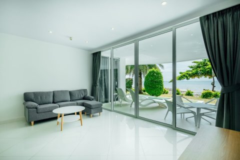 Condominio de 3 dormitorios en Bang Sare, Tailandia № 160962 - foto 22