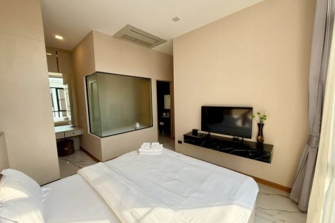 Casa de 3 dormitorios en Pattaya, Tailandia № 160965 - foto 18