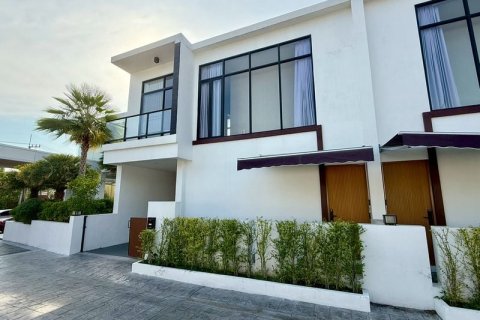 House in Pattaya, Thailand 3 bedrooms № 160965