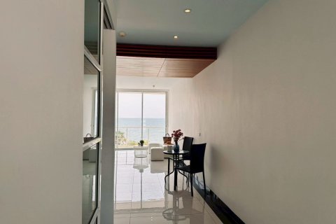 Condominio de 1 dormitorio en Bang Sare, Tailandia № 160963 - foto 2