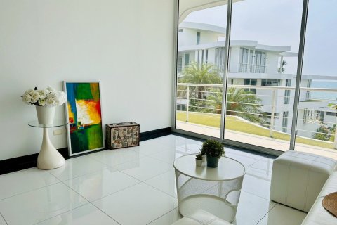 Condominio de 1 dormitorio en Bang Sare, Tailandia № 160963 - foto 10