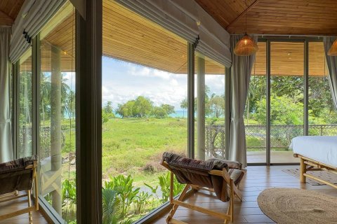 Chalet de 3 dormitorios en Ko Samui, Tailandia № 172423 - foto 4