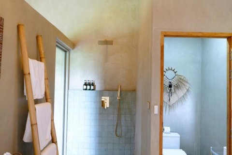 Chalet de 3 dormitorios en Ko Samui, Tailandia № 172423 - foto 5