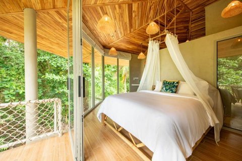 Chalet de 2 dormitorios en Ko Samui, Tailandia № 172418 - foto 6