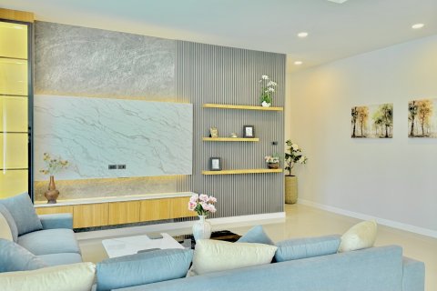 Chalet de 3 dormitorios en Hua Hin, Tailandia № 169841 - foto 2