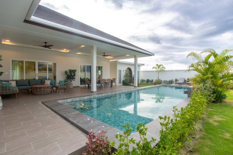 Villa in Hua Hin, Thailand 3 Schlafzimmer № 169844 - Foto 5