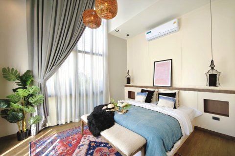 Chalet de 3 dormitorios en Pattaya, Tailandia № 203501 - foto 16