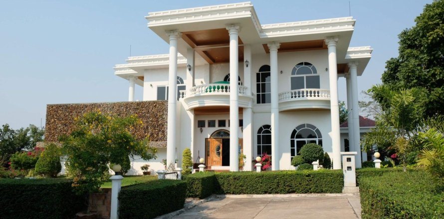 Chalet de 6 dormitorios en Pattaya, Tailandia № 133945