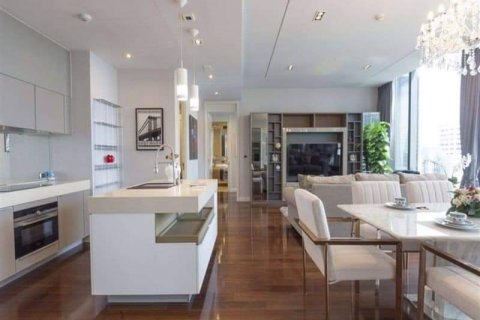 Condominio de 2 dormitorios en Watthana, Bangkok, Tailandia № 133946 - foto 4