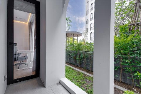 Apartamento de 2 habitaciones en Pattaya, Tailandia № 194723 - foto 9