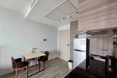Apartamento de 1 dormitorio en Pattaya, Tailandia № 194724 - foto 18