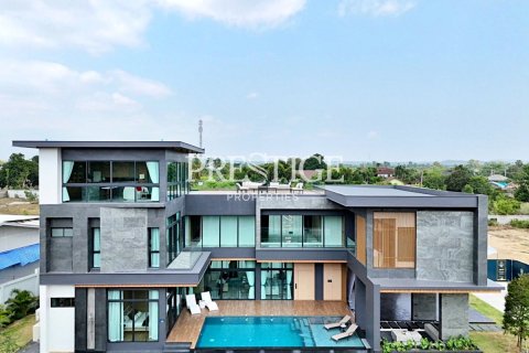 Haus in Pattaya, Thailand 4 Schlafzimmer № 198149