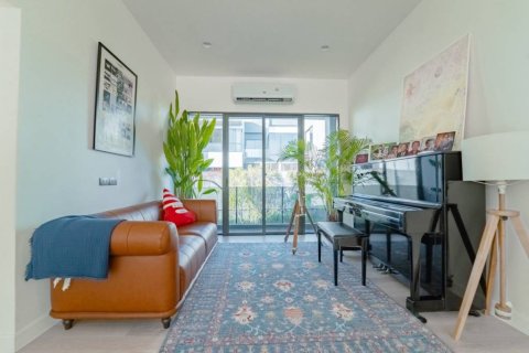 Casa de 4 dormitorios en Bang Kapi, Bangkok, Tailandia № 163750 - foto 3