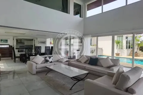 Chalet de 3 dormitorios en Phuket, Tailandia № 190724 - foto 7