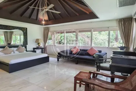 Chalet de 3 dormitorios en Phuket, Tailandia № 190724 - foto 14