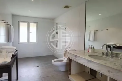 Chalet de 3 dormitorios en Phuket, Tailandia № 190724 - foto 23