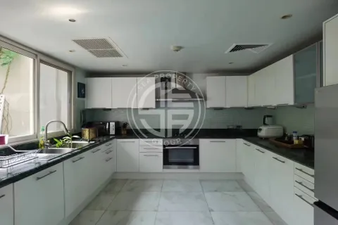 Chalet de 3 dormitorios en Phuket, Tailandia № 190724 - foto 10