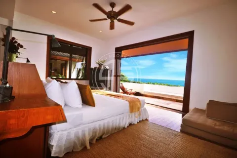 Chalet de 4 dormitorios en Kata, Tailandia № 190721 - foto 4