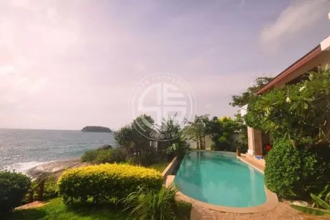 Chalet de 4 dormitorios en Kata, Tailandia № 190721 - foto 14