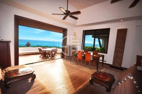 Chalet de 4 dormitorios en Kata, Tailandia № 190721 - foto 3