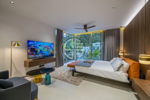 Chalet de 3 dormitorios en Bang Tao, Tailandia № 190719 - foto 5