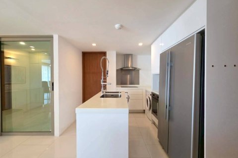 Condominio de 3 dormitorios en Pattaya, Tailandia № 8680 - foto 15