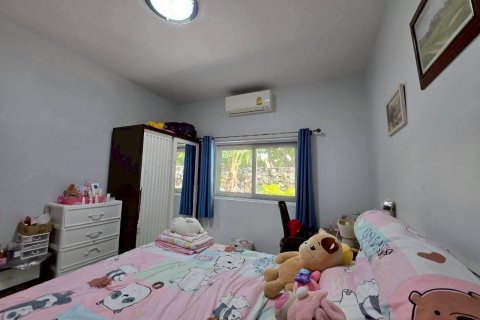 Casa de 3 dormitorios en Bang Lamung, Tailandia № 161531 - foto 28