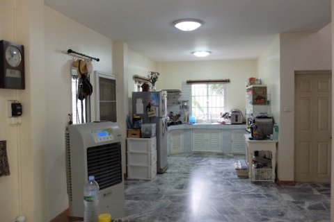Casa de 3 dormitorios en Chiang Mai, Tailandia № 162505 - foto 4