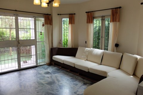 Casa de 3 dormitorios en Chiang Mai, Tailandia № 162505 - foto 3