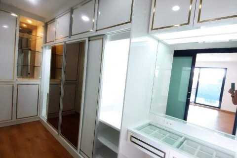 Chalet de 5 dormitorios en Bang Phli Yai, Tailandia № 133986 - foto 13