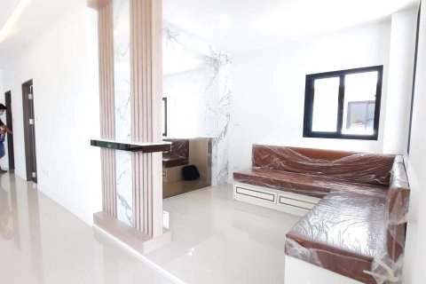 Chalet de 5 dormitorios en Bang Phli Yai, Tailandia № 133986 - foto 5