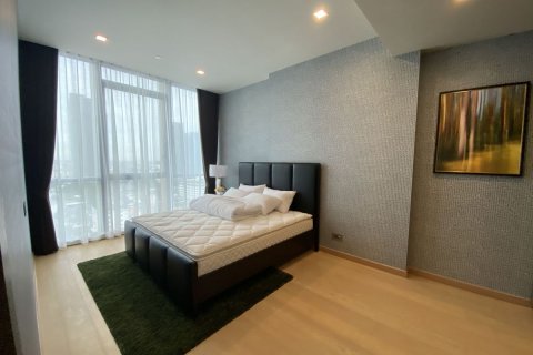 Condominio de 2 dormitorios en Watthana, Bangkok, Tailandia № 133989 - foto 2