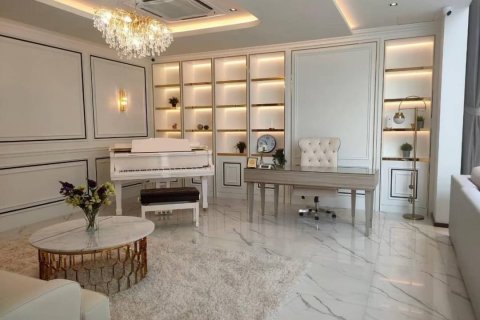 Eigentumswohnung in Khan Na Yao, Bangkok, Thailand, 4 Schlafzimmer № 133985 - Foto 5