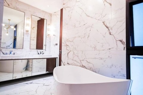 Eigentumswohnung in Khan Na Yao, Bangkok, Thailand, 4 Schlafzimmer № 133985 - Foto 17