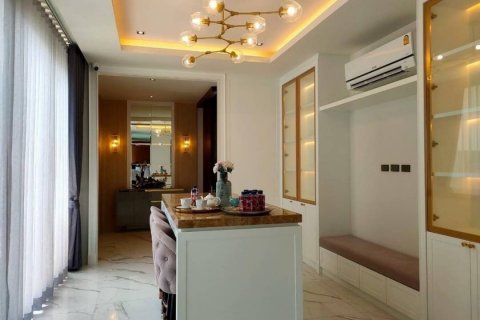 Eigentumswohnung in Khan Na Yao, Bangkok, Thailand, 4 Schlafzimmer № 133985 - Foto 12