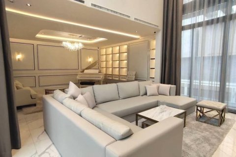 Eigentumswohnung in Khan Na Yao, Bangkok, Thailand, 4 Schlafzimmer № 133985 - Foto 7