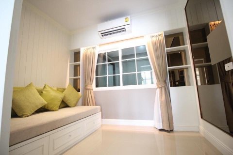 Chalet de 3 dormitorios en Bueng Kum, Bangkok, Tailandia № 133988 - foto 8