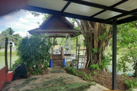 Casa de 7 dormitorios en Buriram, Tailandia № 137078 - foto 29