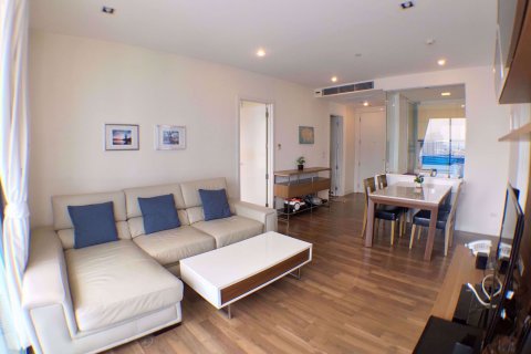 Condo in Phra Khanong, Bangkok, Thailand, 2 bedrooms № 47720