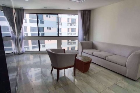Condominio de 3 dormitorios en Khlong Toei, Bangkok, Tailandia № 47719 - foto 5