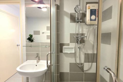Apartamento de 3 habitaciones en Pattaya, Tailandia № 205860 - foto 10