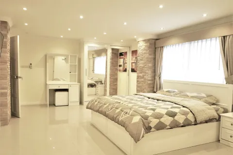 Wohnung in Pattaya, Thailand 2 Schlafzimmer № 155548 - Foto 14