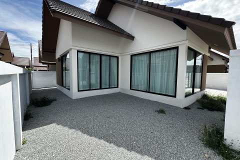 Casa de 2 dormitorios en Pattaya, Tailandia № 155551 - foto 10