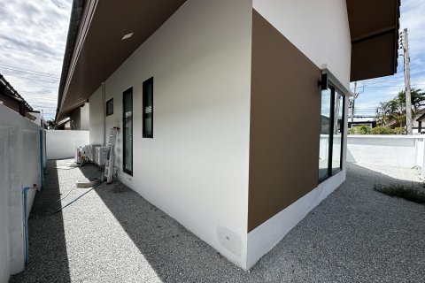Casa de 2 dormitorios en Pattaya, Tailandia № 155551 - foto 7