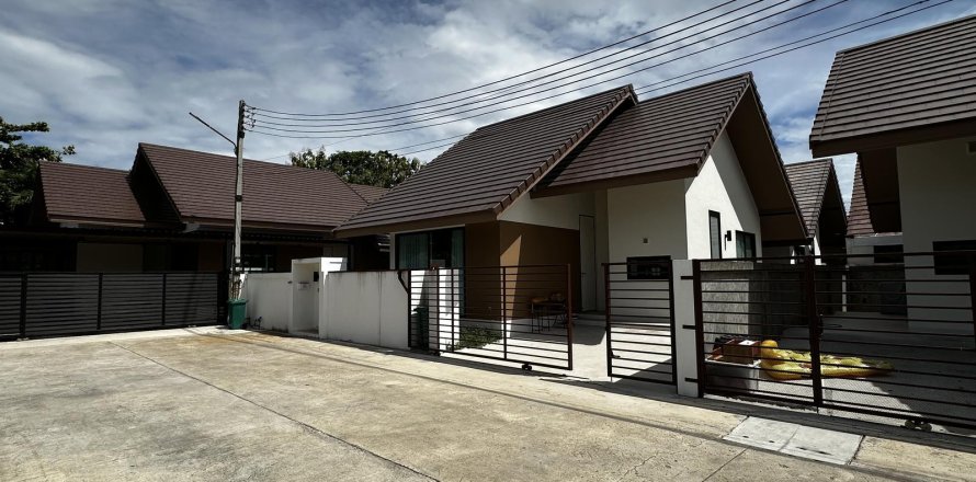 Casa de 2 dormitorios en Pattaya, Tailandia № 155551