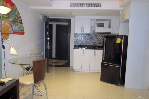 Condominio de 1 dormitorio en Pattaya, Tailandia № 204534 - foto 4