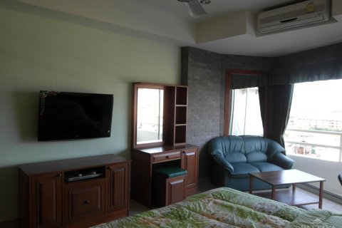 Estudio en el condominio en Jomtien Beach, Pattaya, Tailandia № 204536 - foto 2
