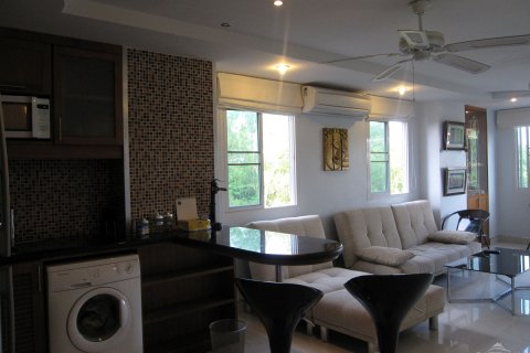 Condominio de 1 dormitorio en Pattaya, Tailandia № 204532 - foto 15