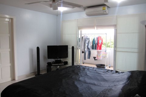 Condominio de 1 dormitorio en Pattaya, Tailandia № 204532 - foto 2