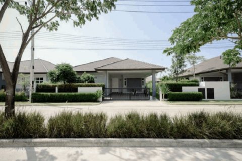 Casa de 2 dormitorios en Chonburi, Tailandia № 202721
